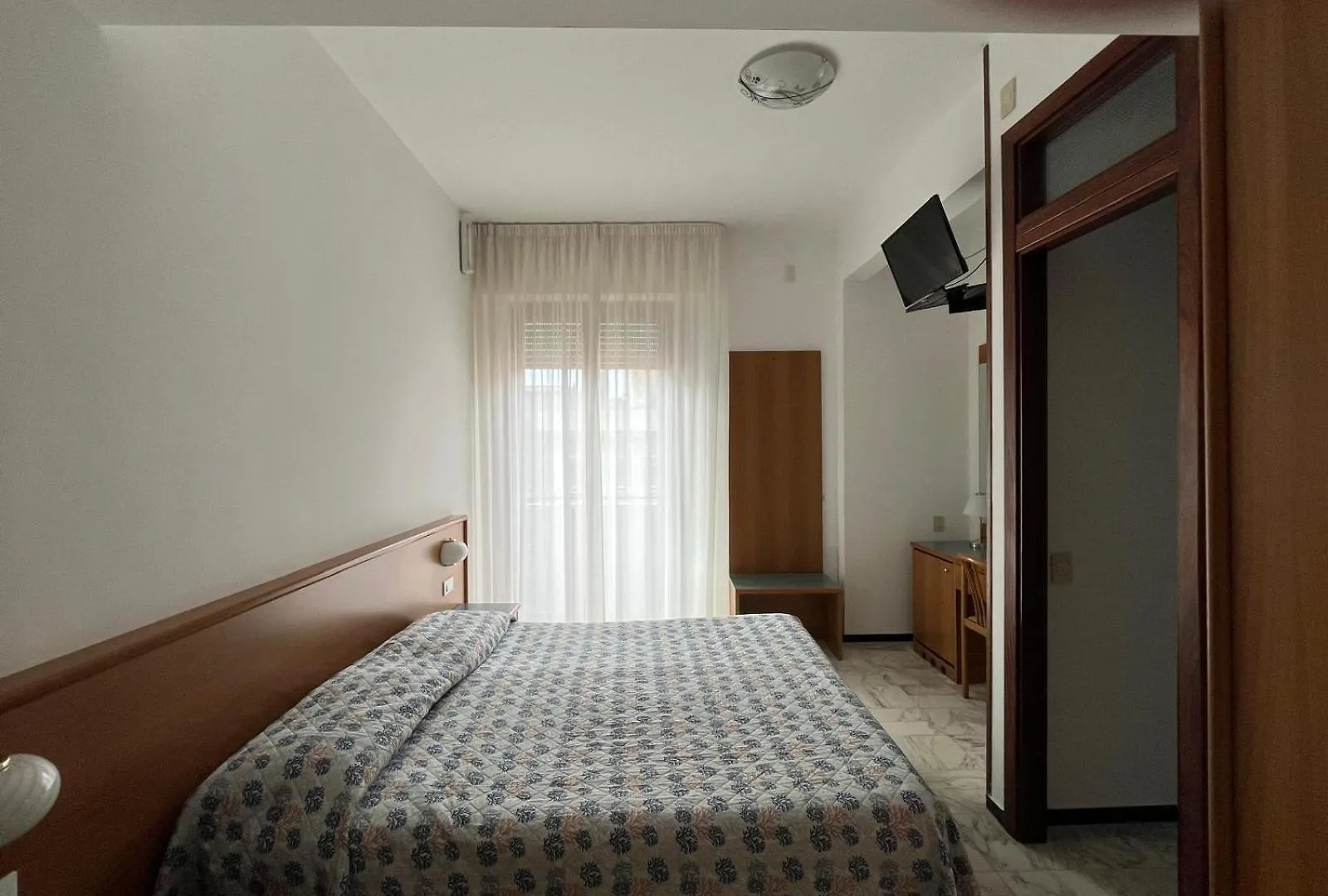 Hotel Valentino Lavagna 3*,  Italië