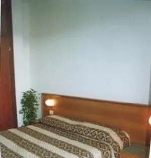 ***  Hotel Valentino 라바냐 이탈리아