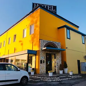 https://hotel-villabella.hotelinveneto.com